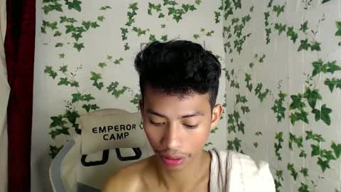 Snapshot of urhotfuckingass chatting on February 2025 02:56:02 AM richard online show from February 2025 02:56:02 AM