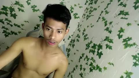 Snapshot of urhotfuckingass chatting on February 2025 05:30:01 AM richard online show from February 2025 05:30:01 AM