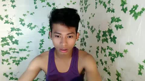 Snapshot of urhotfuckingass chatting on February 2025 11:25:02 PM richard online show from February 2025 11:25:02 PM