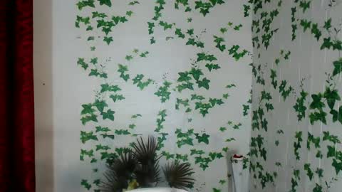 Snapshot of urhotfuckingass chatting on February 2025 05:53:01 AM richard online show from February 2025 05:53:01 AM