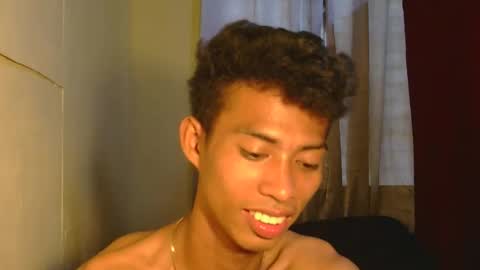 Snapshot of urhotfuckingass chatting on October 2025 06:45:02 AM richard online show from October 2025 06:45:02 AM