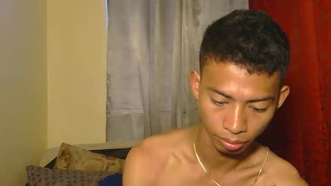 Snapshot of urhotfuckingass chatting on October 2025 09:44:01 PM richard online show from October 2025 09:44:01 PM