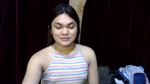 urhottie_bella online show from June 2026 04:15:02 AM