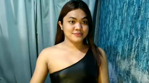 urhottie_bella online show from June 2026 02:45:01 AM