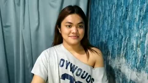 urhottie_bella online show from June 2026 05:01:02 AM