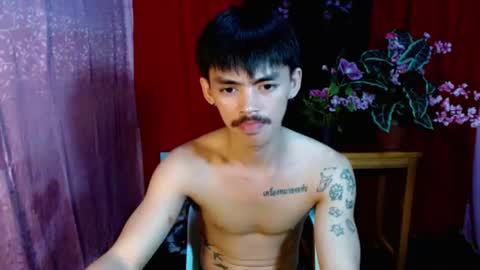 urhunky_boy online show from July 2026 02:23:01 PM