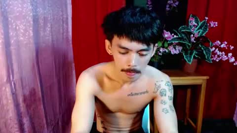 urhunky_boy online show from July 2026 08:40:02 AM