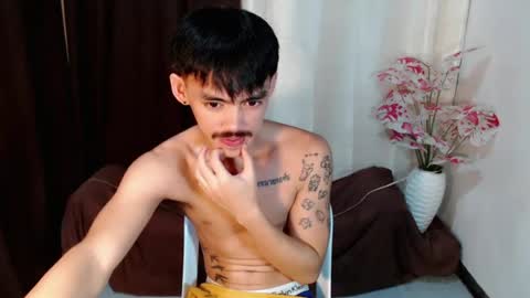 urhunky_boy online show from July 2026 11:17:02 AM