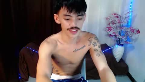 urhunky_boy online show from August 2026 07:40:02 AM