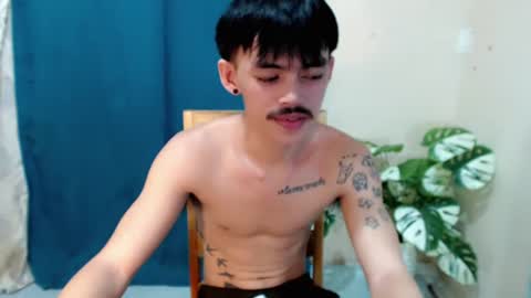 urhunky_boy online show from August 2026 02:13:02 AM