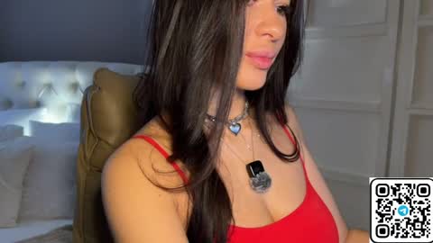 Snapshot of urlillshy chatting on April 2026 01:10:01 AM Kristina online show from April 2026 01:10:01 AM