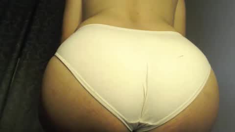 Snapshot of urlovely_hait chatting on October 2025 07:37:01 PM Sham online show from October 2025 07:37:01 PM