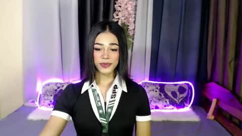 urlovely_jemma online show from April 2026 06:37:01 PM
