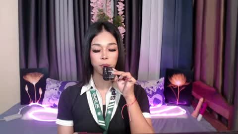 urlovely_jemma online show from July 2026 11:15:01 PM