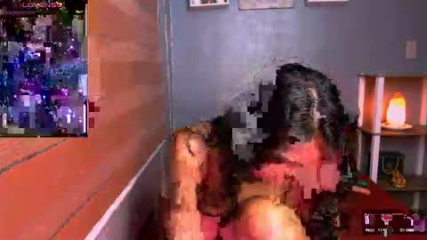 Snapshot of urlovingtrans chatting on September 2025 05:51:01 AM urlovingtrans online show from September 2025 05:51:01 AM