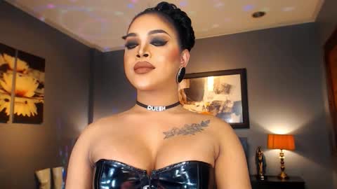 Snapshot of urmajestytyra chatting on February 2026 12:51:02 AM UrMajestyTyra online show from February 2026 12:51:02 AM