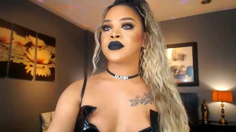 Snapshot of urmajestytyra chatting on February 2026 01:36:01 AM UrMajestyTyra online show from February 2026 01:36:01 AM