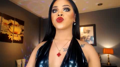 Snapshot of urmajestytyra chatting on March 2026 01:56:02 AM UrMajestyTyra online show from March 2026 01:56:02 AM