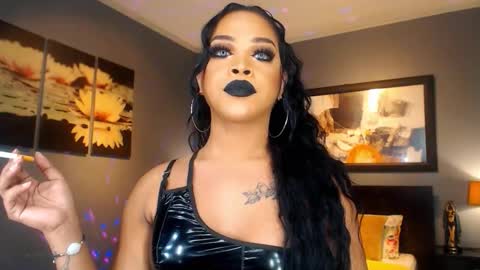 Snapshot of urmajestytyra chatting on March 2026 01:10:02 AM UrMajestyTyra online show from March 2026 01:10:02 AM