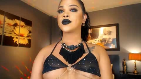 UrMajestyTyra online show from April 2026 02:27:02 AM