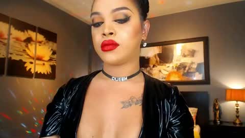 UrMajestyTyra online show from May 2026 01:02:02 AM