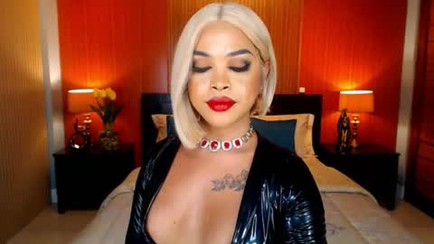 UrMajestyTyra online show from June 2026 03:25:01 AM