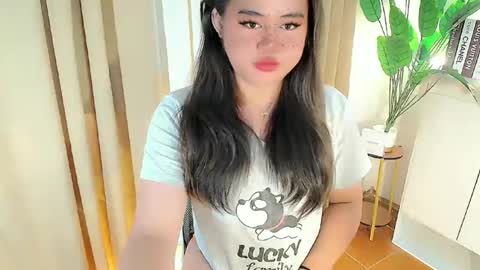 Snapshot of urnaughty_ceciliaxxx chatting on April 2026 03:39:01 PM cecilia online show from April 2026 03:39:01 PM