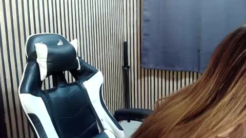 urpinaycutie online show from January 2025 12:26:02 PM