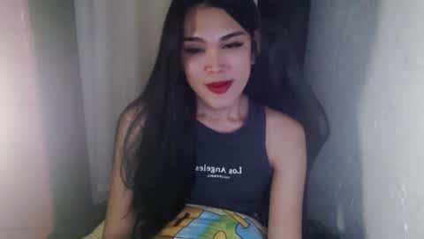 Snapshot of urpinayjenfuckerxxx chatting on January 2025 05:26:01 PM Jenny online show from January 2025 05:26:01 PM