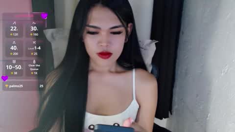 Snapshot of urpinayjenfuckerxxx chatting on January 2025 10:42:01 PM Jenny online show from January 2025 10:42:01 PM