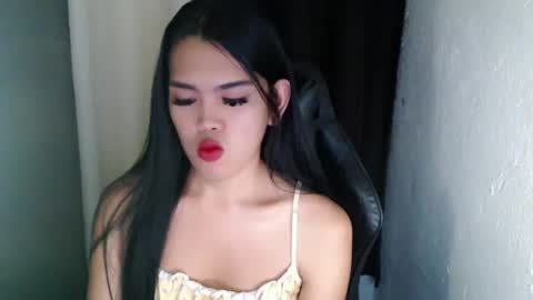 Snapshot of urpinayjenfuckerxxx chatting on March 2025 05:38:02 PM Jenny online show from March 2025 05:38:02 PM