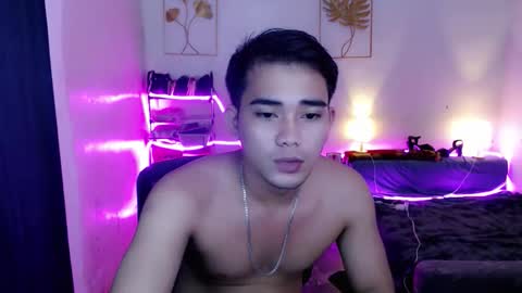 urpinoy_cummer online show from December 2025 01:40:02 PM