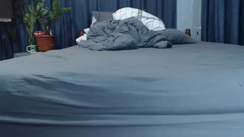 Mel online show from March 2025 05:07:01 AM