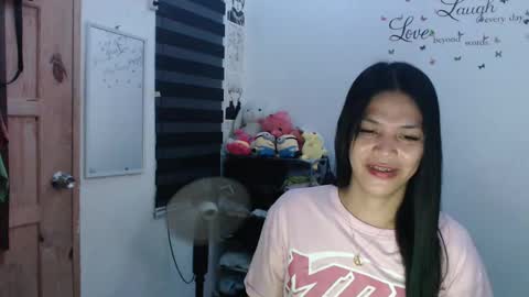 hi im kim online show from January 2025 03:07:02 PM