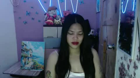 hi im kim online show from April 2026 11:19:01 AM