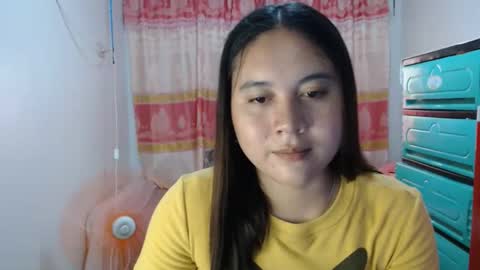 Snapshot of ursain_lyn chatting on March 2026 02:04:02 AM Lyn online show from March 2026 02:04:02 AM