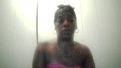 Snapshot of ursecretloveroverall chatting on July 2026 03:02:02 AM ursecretloveroverall online show from July 2026 03:02:02 AM