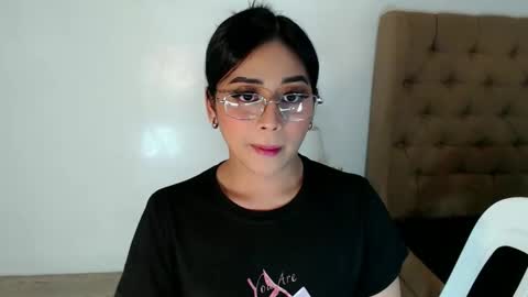 JUST CALL ME CALI online show from November 2025 11:07:02 PM