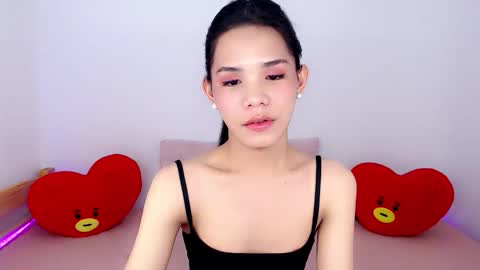 Cute Delancy online show from April 2026 02:33:02 PM