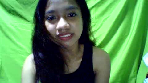 Snapshot of ursexydoll18 chatting on January 2025 08:51:02 AM Darlyn room online show from January 2025 08:51:02 AM