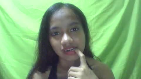 Snapshot of ursexydoll18 chatting on January 2025 02:41:01 AM Darlyn room online show from January 2025 02:41:01 AM