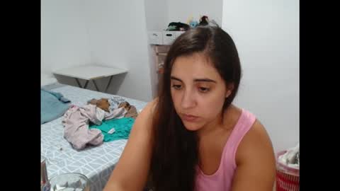 ursumi1 online show from October 2025 07:37:01 PM