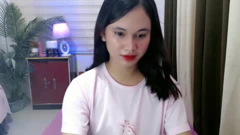 Snapshot of ursweet_athisa18 chatting on December 2025 02:45:02 PM Athisa online show from December 2025 02:45:02 PM