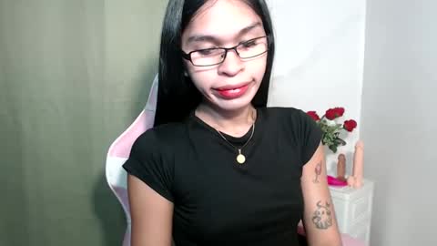 ursweet_zeviixx online show from October 2025 08:45:02 AM