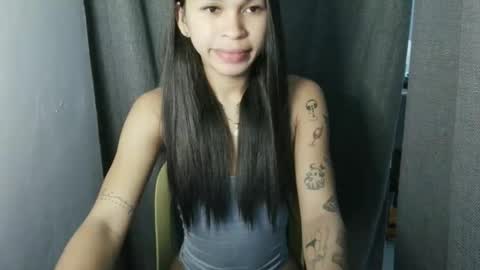 ursweet_zeviixx online show from March 2026 03:05:02 PM