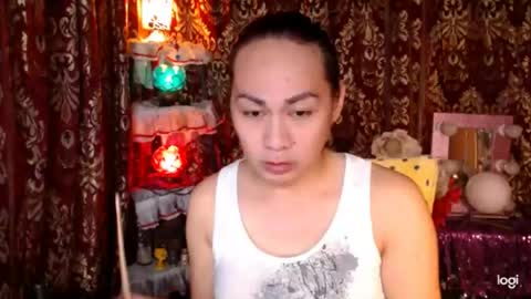Snapshot of urtimelessbeauty chatting on June 2026 04:33:01 PM Merca online show from June 2026 04:33:01 PM