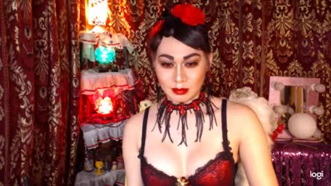 Snapshot of urtimelessbeauty chatting on June 2026 08:03:01 PM Merca online show from June 2026 08:03:01 PM