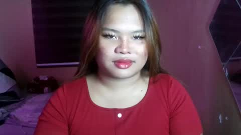 Snapshot of urwifematerial69_ chatting on April 2026 06:16:01 PM Bella Miles Olivia online show from April 2026 06:16:01 PM