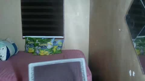 Snapshot of urwifematerial69_ chatting on May 2026 12:12:01 PM Bella Miles Olivia online show from May 2026 12:12:01 PM