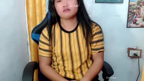 Snapshot of urwildpinayxxx chatting on February 2025 05:51:01 PM melody online show from February 2025 05:51:01 PM